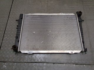 Радиатор охлаждения двигателя KIA Sportage 1993-2006, 2.0 л, МКПП, 253102E500