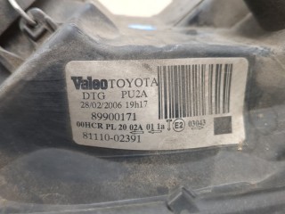 Фара (передняя) правая, Toyota Corolla 2002-2007
