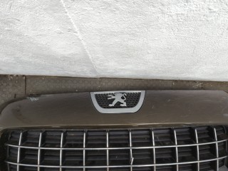 Бампер передний, Peugeot 3008 2009-2013