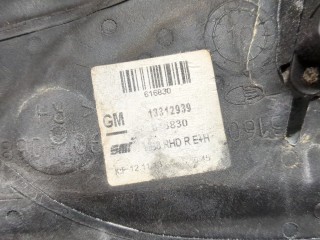 Зеркало боковое правое, ориг. номер 24465268, 13300629, Opel Astra 2006-2014