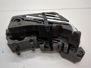 Крюк буксировочный, Audi Q7 2005-2009