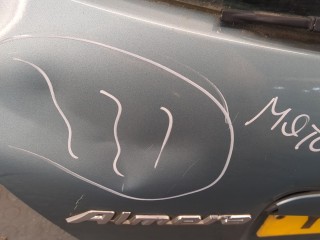 Крышка (дверь) багажника, Nissan Almera 2000-2003