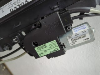 Люк, Volvo XC60 2008-2013