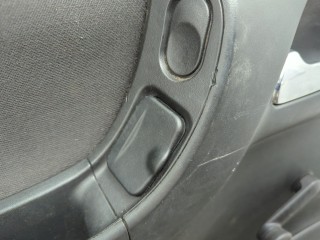 Стекло боковой двери левое заднее, Opel Zafira 2003-2006