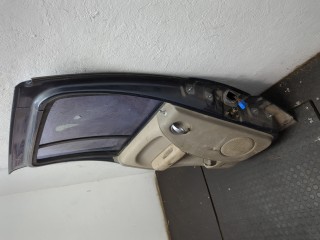 Стекло боковой двери левое заднее, Jeep Liberty 2001-2004