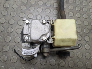 Насос гидроусилителя руля (ГУР), ориг. номер GJ6E32600C, Mazda 6 (GG) 2005-2008
