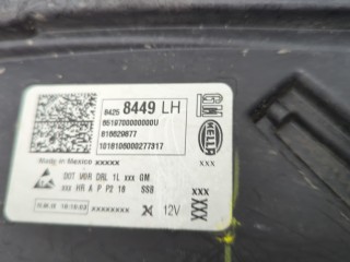 Фара (передняя) левая, ориг. номер 84258449, Chevrolet Equinox 2017-2021