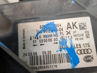 Фара (передняя) правая, ориг. номер 8P0941004AK, Audi A3 2008-2013