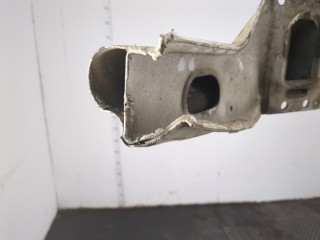 Усилитель бампера передний, Volkswagen Crafter 2006-2011
