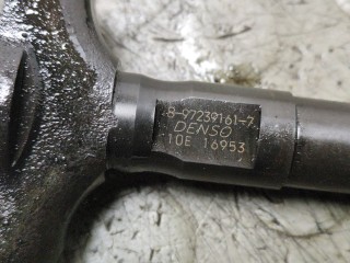 Форсунка топливная, ориг. номер 97239161, 98432375, 5821085, 5821101, Opel Signum 2003-2005
