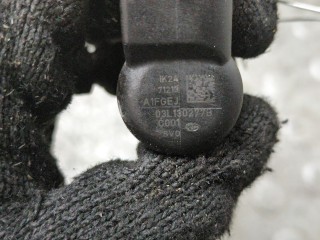 Форсунка топливная, ориг. номер 03L130277S, Volkswagen Golf 6 2008-2012