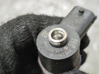 Форсунка топливная, ориг. номер 55566050, 95517502, Opel Astra 2006-2014