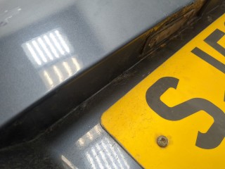Щеткодержатель левый задний, Skoda Octavia 2000-2011