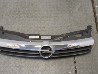 Решетка радиатора, Opel Astra 1998-2009
