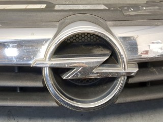 Решетка радиатора, Opel Astra 1998-2009