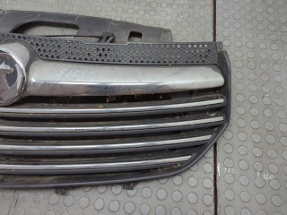 Решетка радиатора, Opel Vivaro 2006-2014