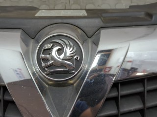 Решетка радиатора, Opel Astra 1998-2009
