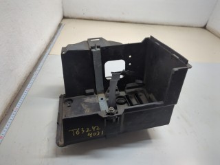 Полка под АКБ, Ford Focus 2007-2011