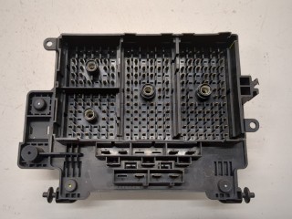 Блок предохранителей, Hummer H2 2002-2007