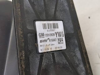 Зеркало боковое левое, Opel Zafira B 2008-2014