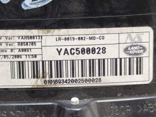 Щиток приборов (приборная панель), ориг. номер YAC500028, Land Rover Discovery 2004-2009