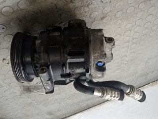 Компрессор кондиционера, ориг. номер 8D0260805J, 8D0260805RX, Audi A4 1999-2001