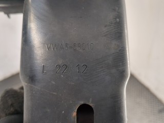 Усилитель бампера передний, Volkswagen Golf 6 2008-2012
