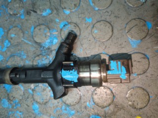 Форсунка топливная, ориг. номер 2367029035, Toyota RAV4 2003-2005