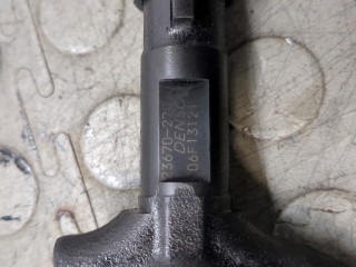 Форсунка топливная, ориг. номер 2367029035, Toyota RAV4 2003-2005