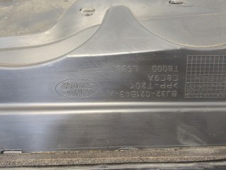 Жабо под дворники (дождевик) левое переднее, ориг. номер BJ32021B43A, Land Rover Range Rover Evoque 2011-2015