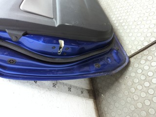 Стекло боковой двери левое переднее, Mazda 2 2007-2010