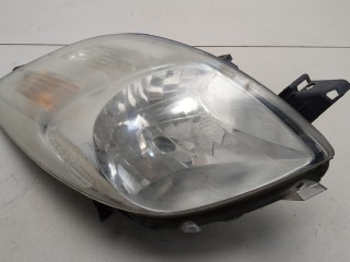 Фара (передняя) правая, ориг. номер 811300D130, Toyota Yaris 2005-2009