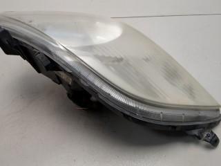 Фара (передняя) правая, ориг. номер 811300D130, Toyota Yaris 2005-2009