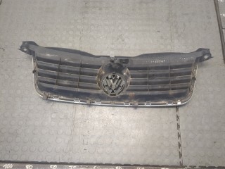 Решетка радиатора, Volkswagen Passat 2000-2005