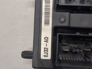 Блок предохранителей, ориг. номер EJ3214F041AD, Land Rover Range Rover Evoque 2011-2015