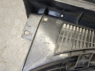 Жабо под дворники (дождевик), Toyota Yaris Verso 2003-2006