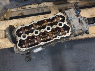 Головка блока (ГБЦ) Volkswagen Passat 2005-2010, 2.0 л, бензин, 06D103351D