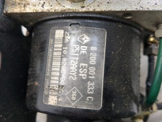 Блок АБС, насос (ABS, ESP, ASR), ориг. номер 8200001333, Renault Laguna 1998-2001