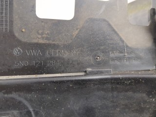 Рамка передняя (телевизор), Volkswagen Tiguan 2006-2011