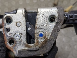 Замок двери правый передний, Toyota Camry 2009-2011