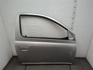 Замок двери правый передний, Toyota Yaris 2003-2005
