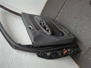 Стекло боковой двери правое переднее, ориг. номер 5M0845202, Volkswagen Golf Plus 2005-2009