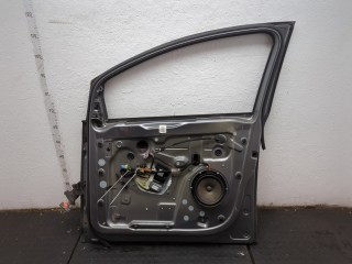 Стекло боковой двери правое переднее, ориг. номер 5M0845202, Volkswagen Golf Plus 2009-2014