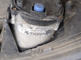 Заглушка (решетка) бампера правая, Volvo V50 2007-2012