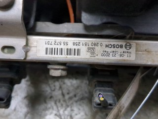 Коллектор впускной, ориг. номер 55562270, Opel Astra 2006-2014