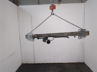 Усилитель бампера передний, Renault Scenic 2009-2012