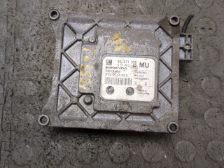 Блок управления двигателем Opel Zafira B 2008-2014, 55571558