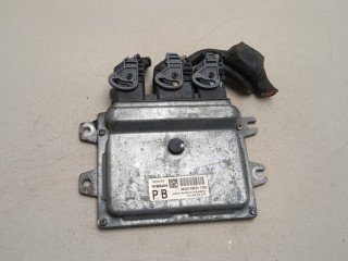 Блок управления двигателем Nissan Note E11 2005-2008, 237109U08A