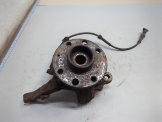 Ступица (кулак, цапфа) правая передняя Opel Meriva 2002-2006, 90576767