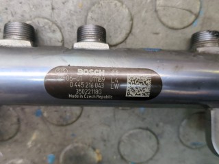 Рампа (рейка) топливная, ориг. номер 68148329AA, Jeep Grand Cherokee 2010-2013